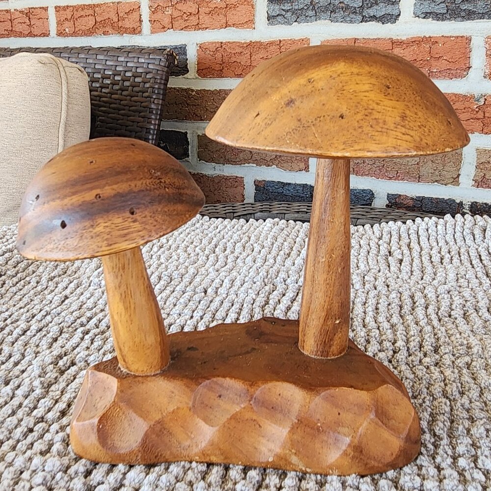 Dolphin Genuine Monkey Pod Wood Mushroom Hors D'oeuvres Tree
